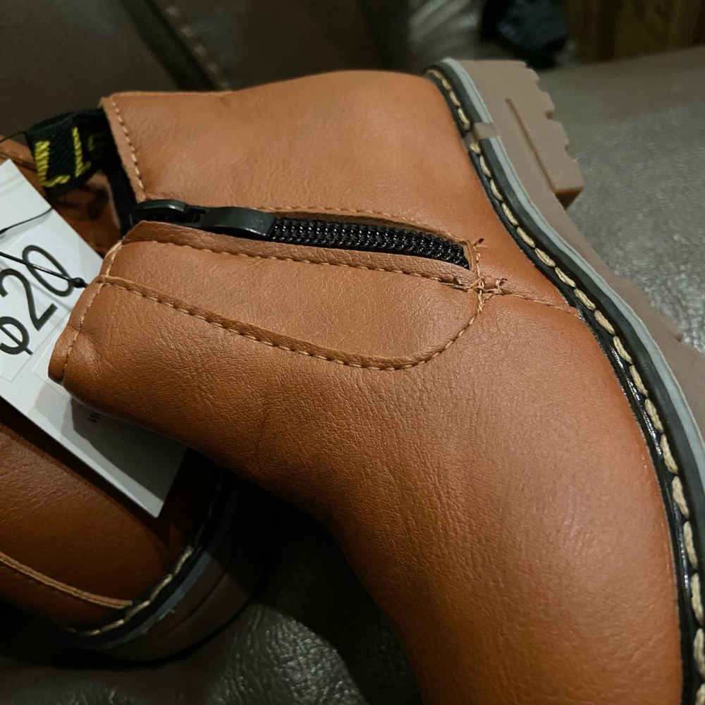 Martin boots 🐐 - Picture 2 of 5